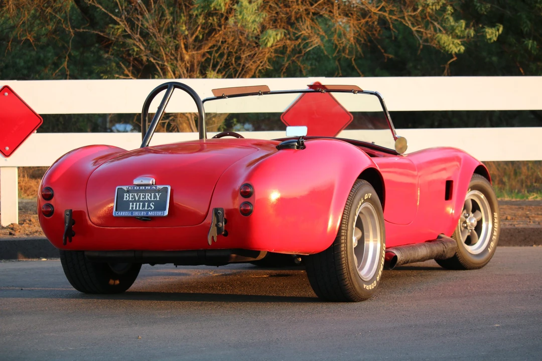 Shelby Cobra Replica - Image 12 of 31
