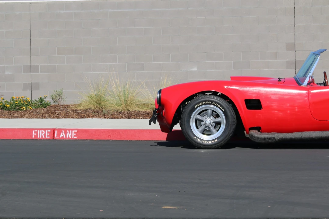 Shelby Cobra Replica - Image 31 of 31