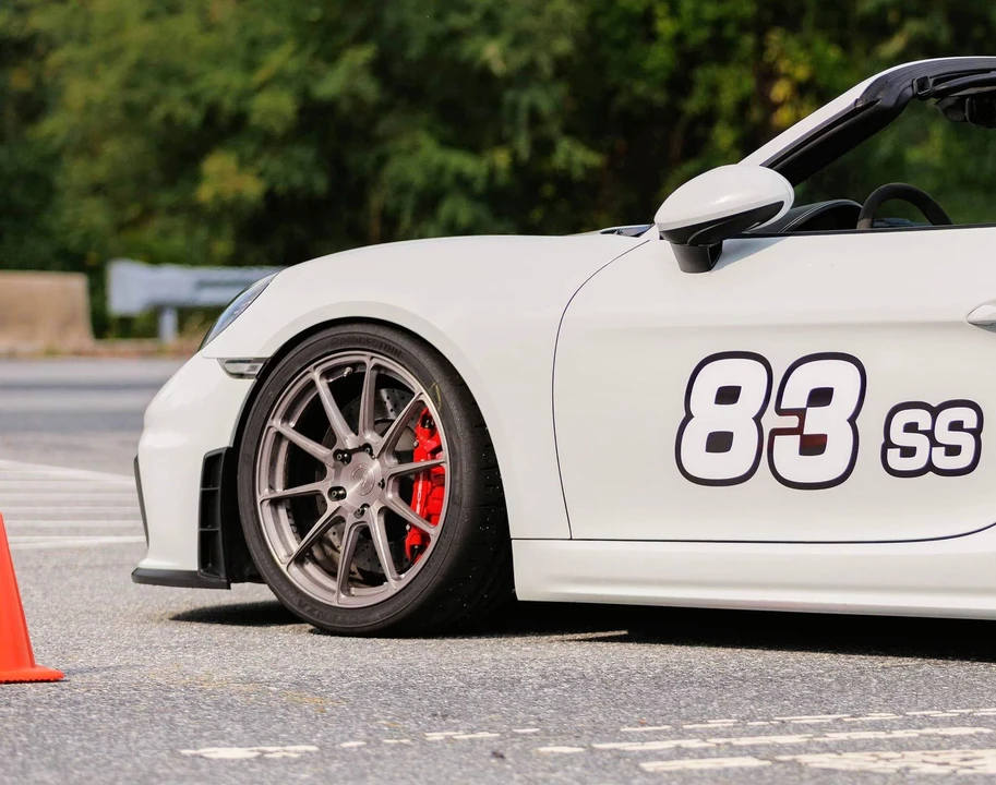 Parts & Memorabilia Other Wheels - Image 3 of 9