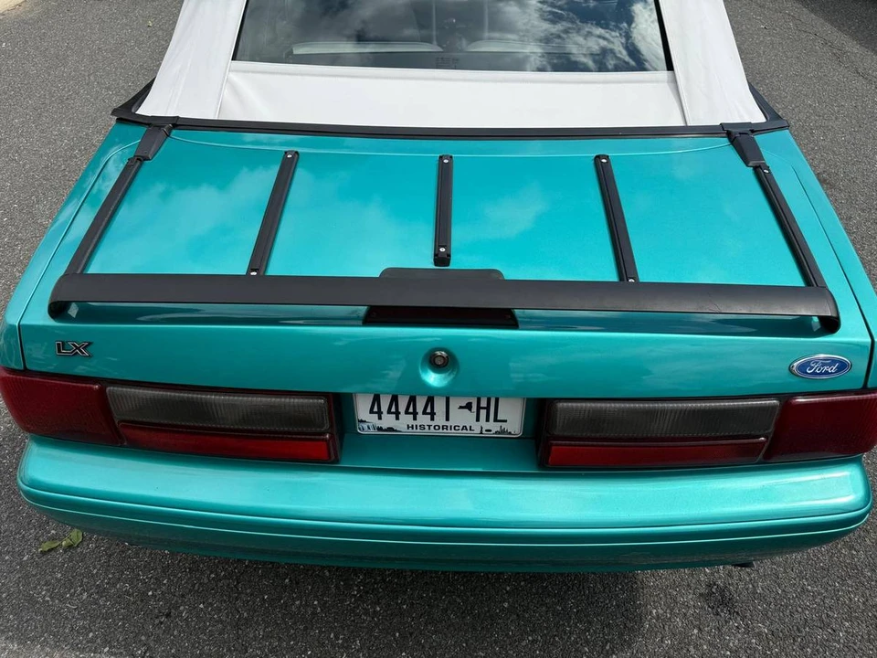 1993 Ford Mustang 3rd Gen - Image 5 of 23