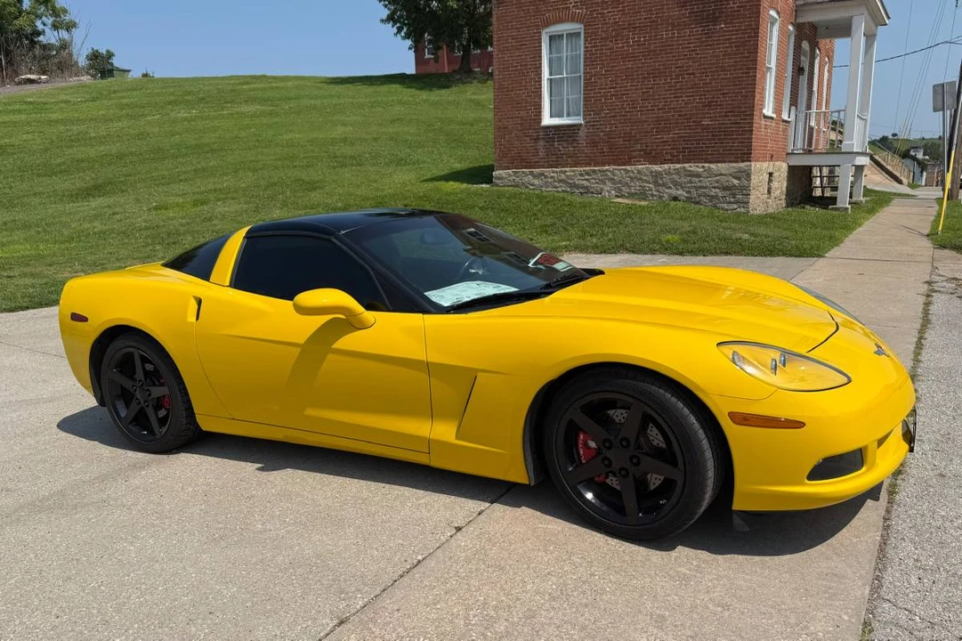 2006 Chevrolet Corvette C6 - Image 7 of 9