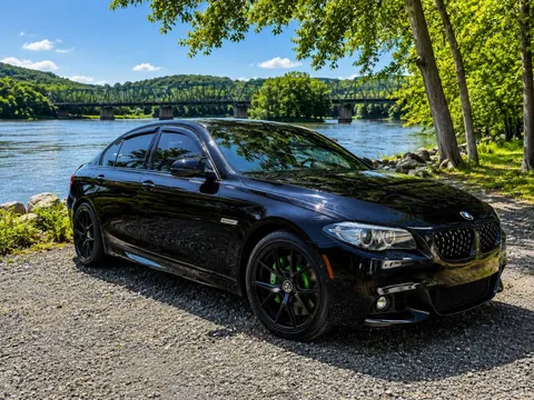 2016 BMW 5 Series M Luxury Sport Sedan xDrive