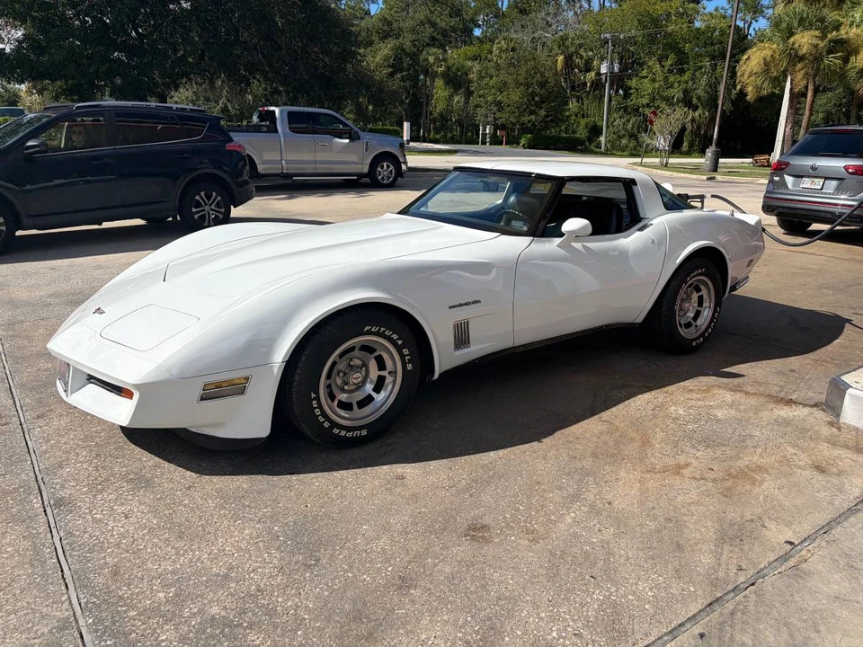 1982 Chevrolet Corvette C3 - Image 17 of 22
