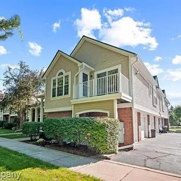 BEAUTIFUL CONDO FOR SALE - SHELBY TOWNSHIP