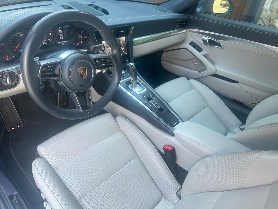 2017 Porsche 991 Carrera - Image 9 of 24