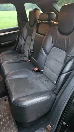 2010 Porsche 955/957 Cayenne GTS - Image 17 of 21