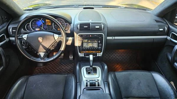 2010 Porsche 955/957 Cayenne GTS - Image 14 of 21