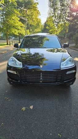 2010 Porsche 955/957 Cayenne GTS - Image 10 of 21