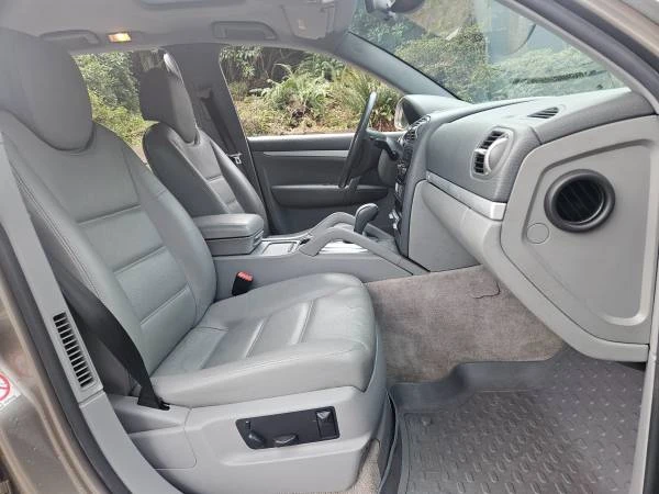 2004 Porsche 955/957 Cayenne S - Image 16 of 20