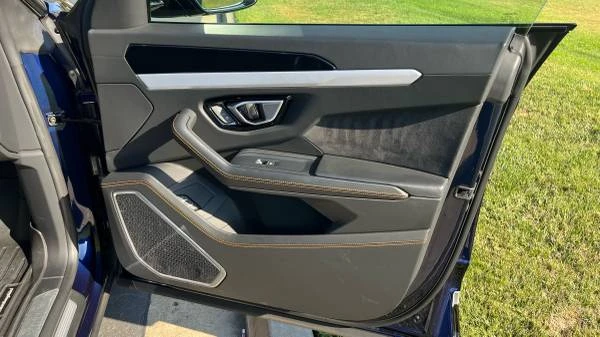 2020 Lamborghini Urus - Image 12 of 14