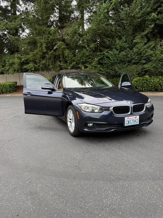 2016 BMW - Image 4 of 10
