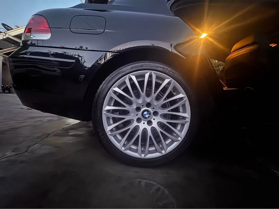 2008 BMW E65/E66 750i & 760i Sedan - Image 6 of 10