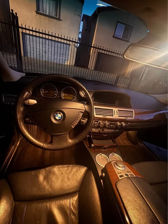 2008 BMW E65/E66 750i & 760i Sedan - Image 4 of 10