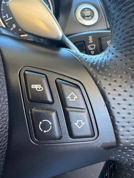 2009 BMW E81/E82/E88 1 Series - Image 12 of 20