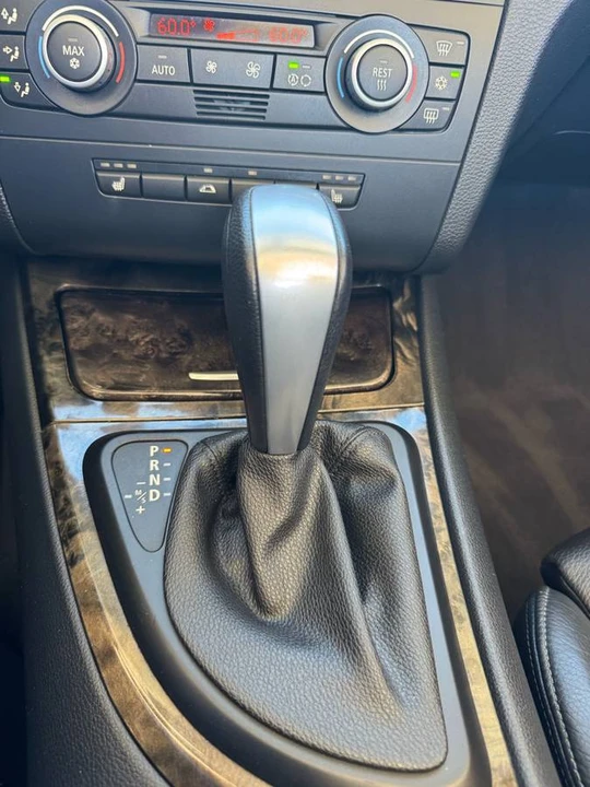 2009 BMW E81/E82/E88 1 Series - Image 10 of 20