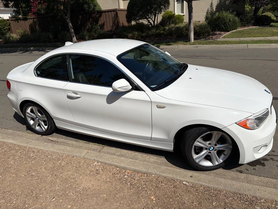 2013 BMW E81/E82/E88 1 Series - Image 3 of 13