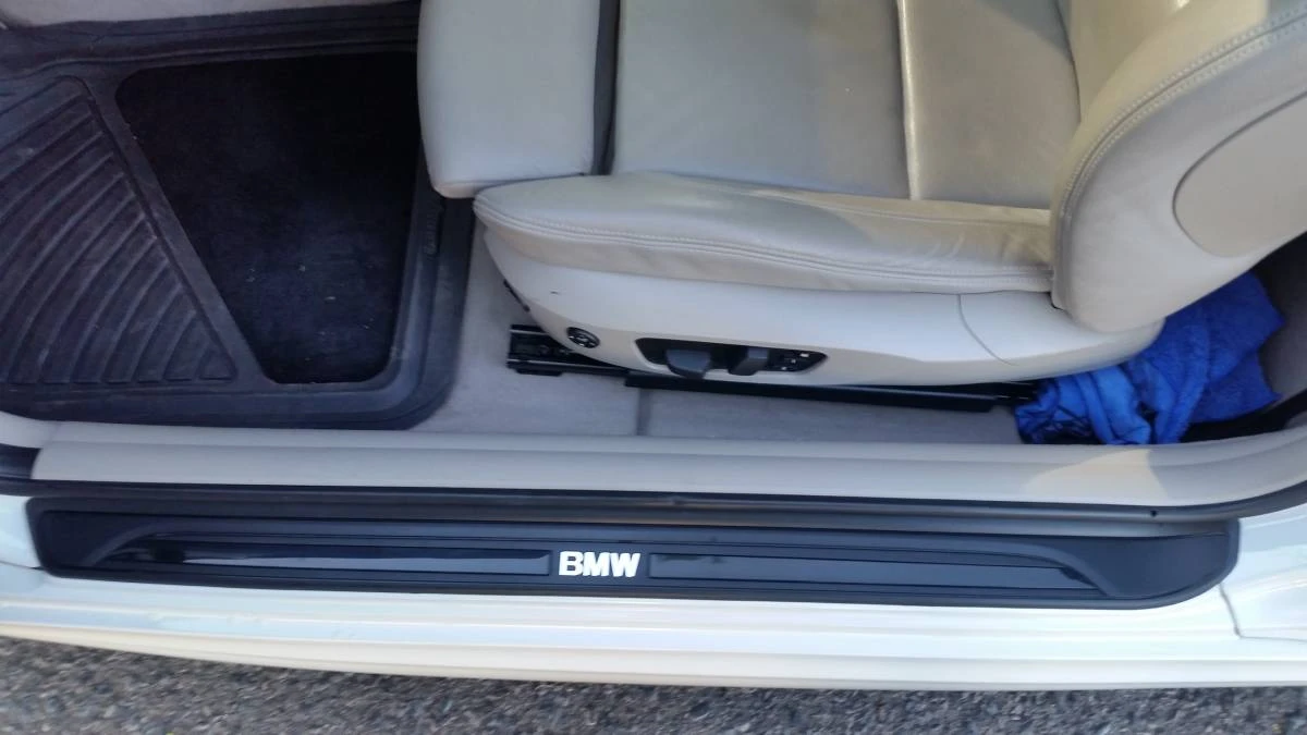2008 BMW E82 135i & 135is - Image 15 of 23