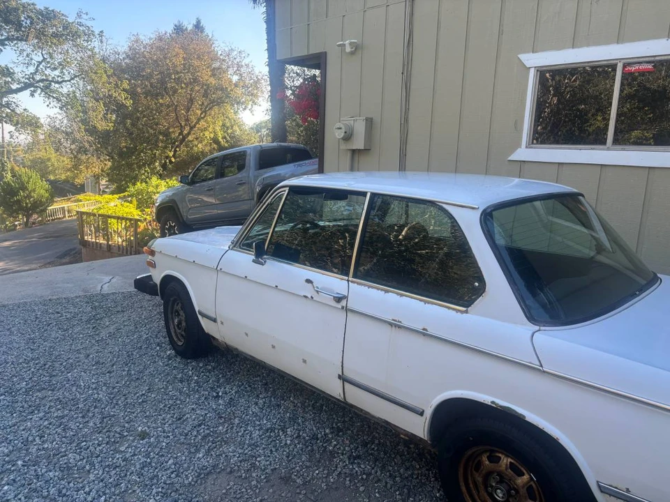 1976 BMW 2002 - Image 9 of 11