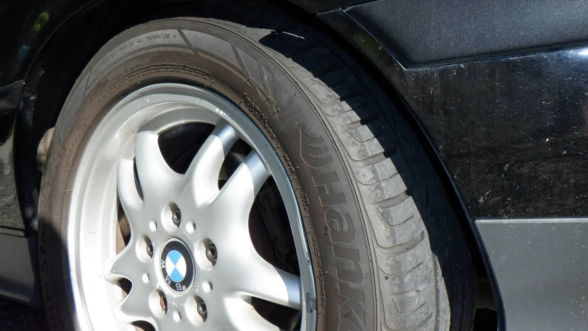 1995 BMW E36 3 Series - Image 11 of 19
