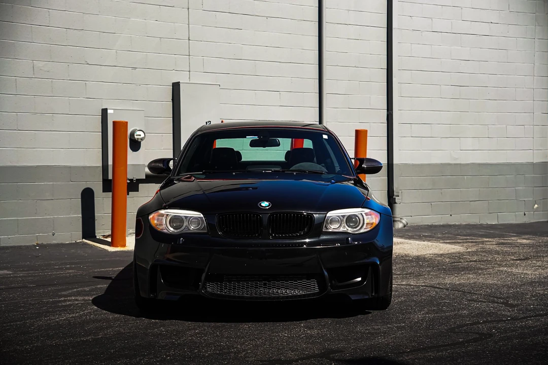 2011 BMW 1M - Image 5 of 12
