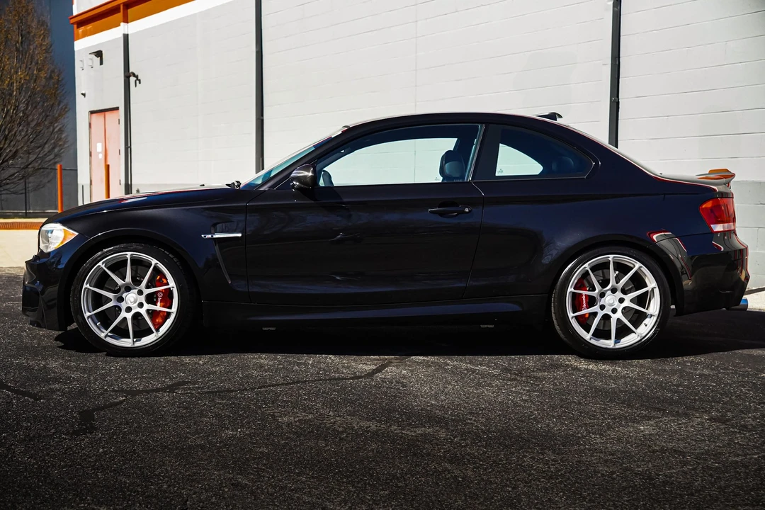 2011 BMW 1M - Image 2 of 12