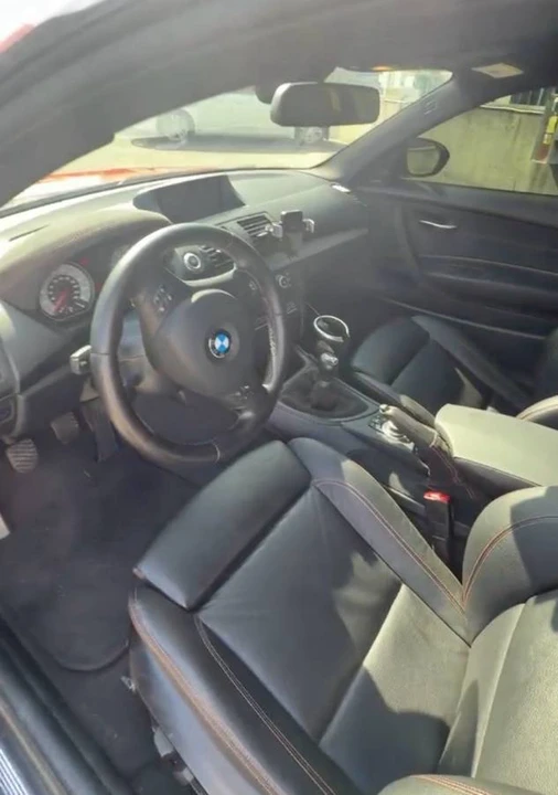 2011 BMW 1M - Image 5 of 6