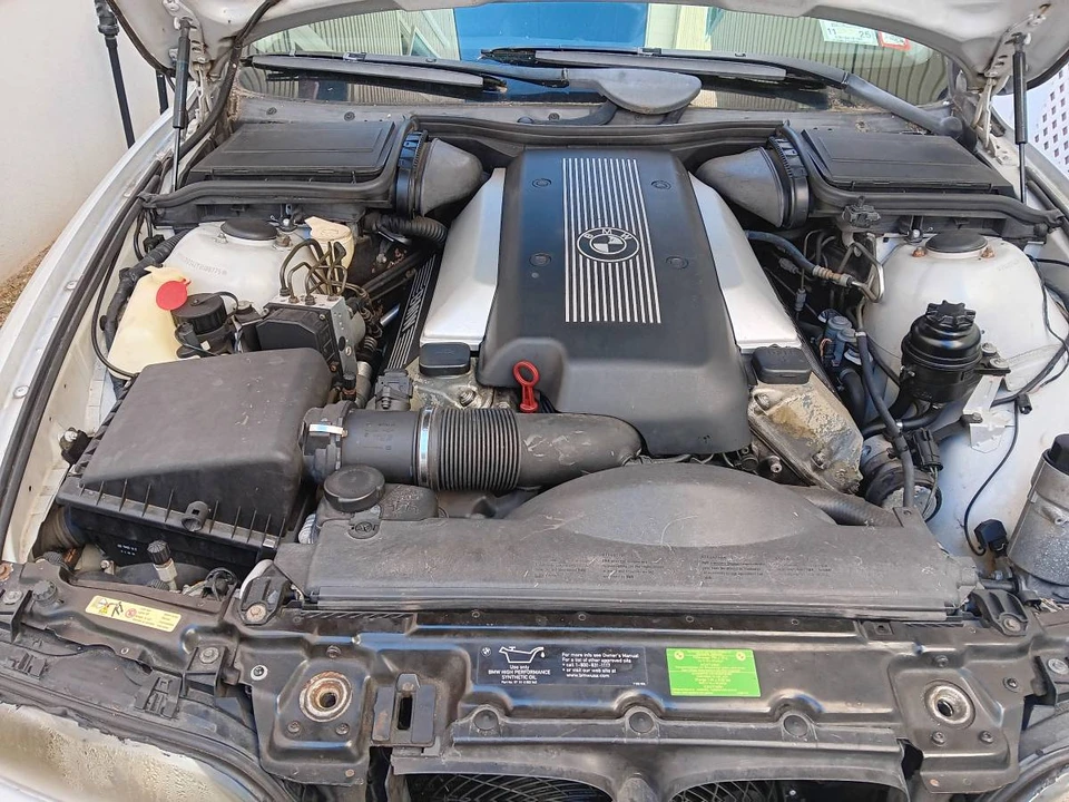2000 BMW E39 540i - Image 12 of 14