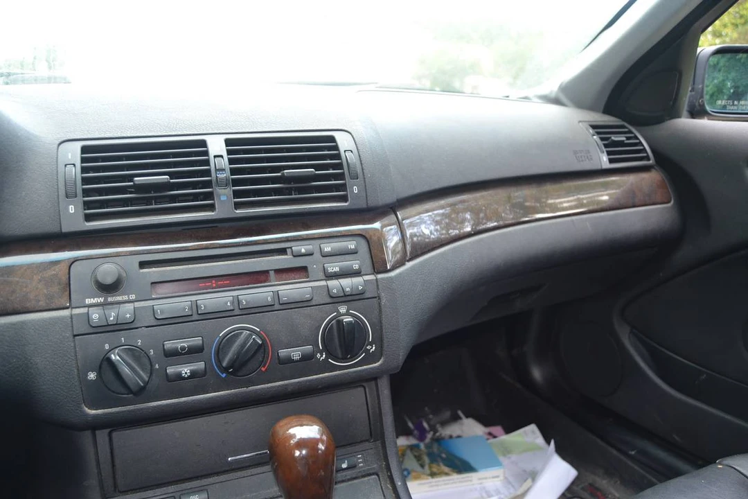 2001 BMW E46 3 Series - Image 10 of 14