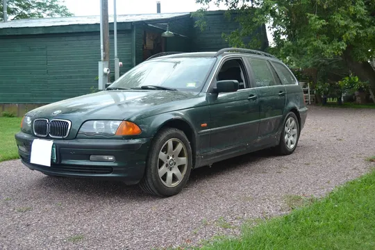 2001 BMW 325 Wagon