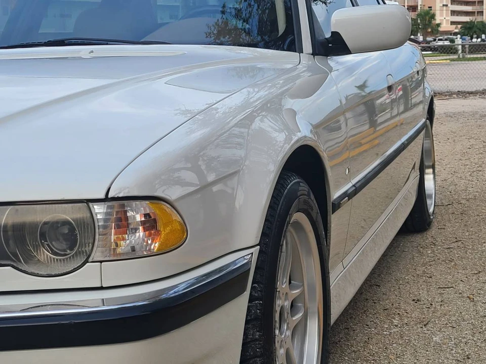 2001 BMW E38 7 Series - Image 3 of 10