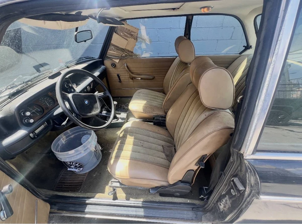 1976 BMW 2002 - Image 14 of 16