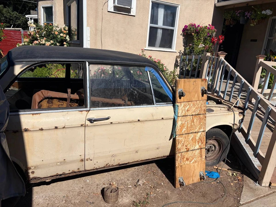 1972 BMW 2002 - Image 10 of 12