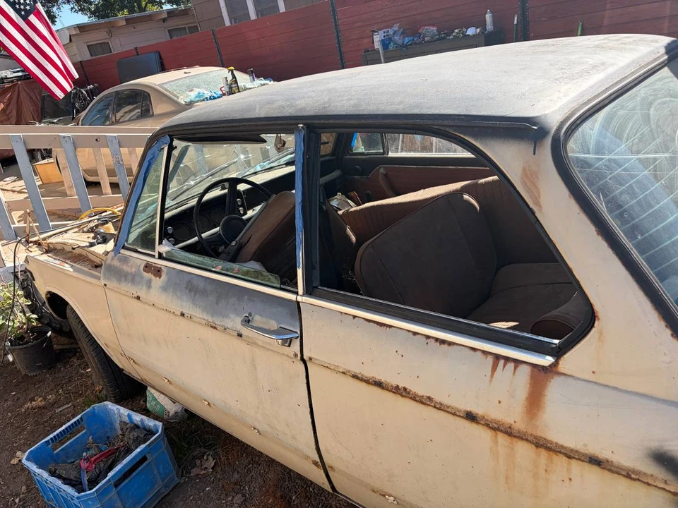 1972 BMW 2002 - Image 11 of 12