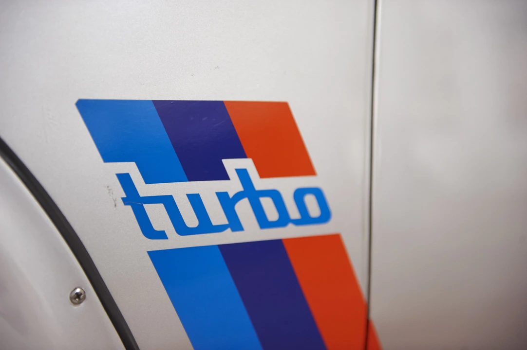 2002 BMW 2002 Turbo - Image 17 of 18
