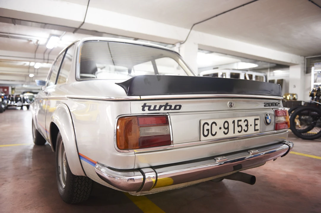 2002 BMW 2002 Turbo - Image 7 of 18