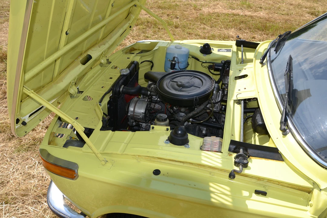 2002 BMW 2002 - Image 10 of 10