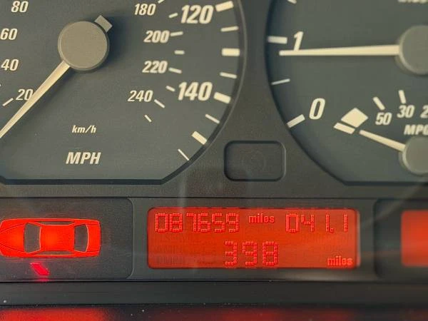 2004 BMW E46 3 Series - Image 9 of 16