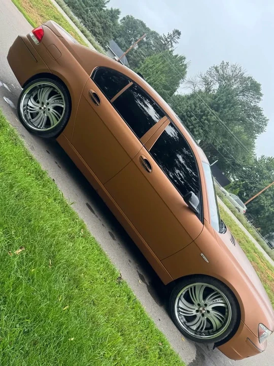 2006 BMW E65/E66 750i & 760i Sedan - Image 4 of 6