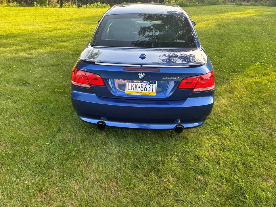 2008 BMW E93 335i Convertible - Image 3 of 4