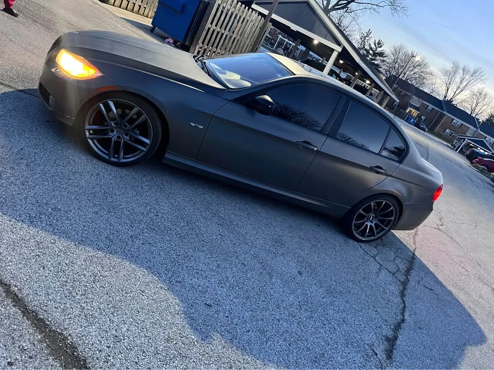 2009 BMW E90 3 Series Sedan - Image 6 of 9