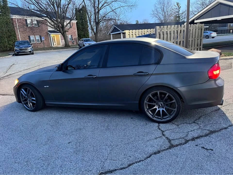 2009 BMW E90 3 Series Sedan - Image 9 of 9