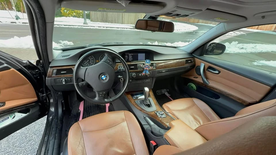 2010 BMW E90 3 Series Sedan - Image 4 of 10