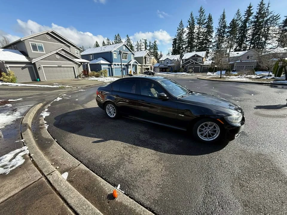 2010 BMW E90 3 Series Sedan - Image 10 of 10