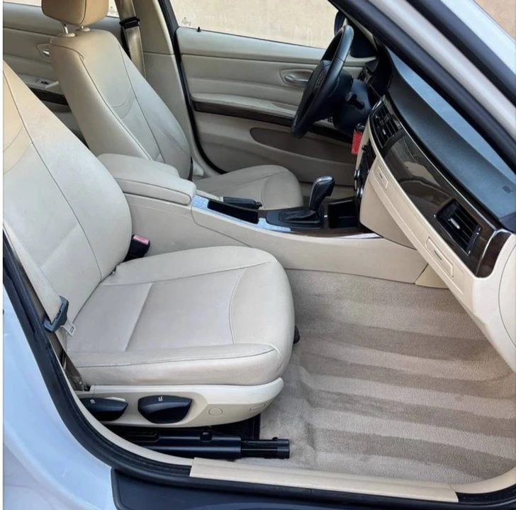 2010 BMW E90 3 Series Sedan - Image 8 of 11