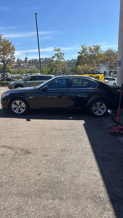 2010 BMW E60 5 Series Sedan - Image 4 of 4