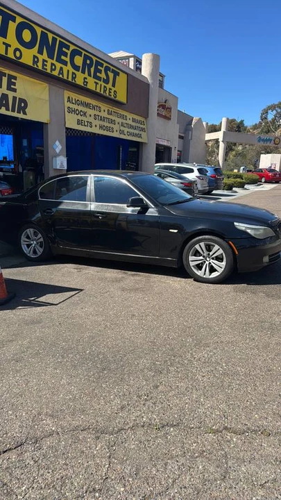 2010 BMW E60 5 Series Sedan - Image 2 of 4