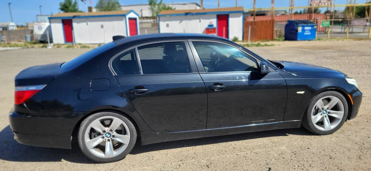 2010 BMW E90 3 Series Sedan - Image 2 of 4