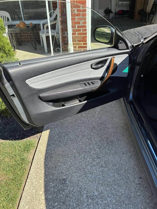 2011 BMW E81/E82/E88 1 Series - Image 2 of 5