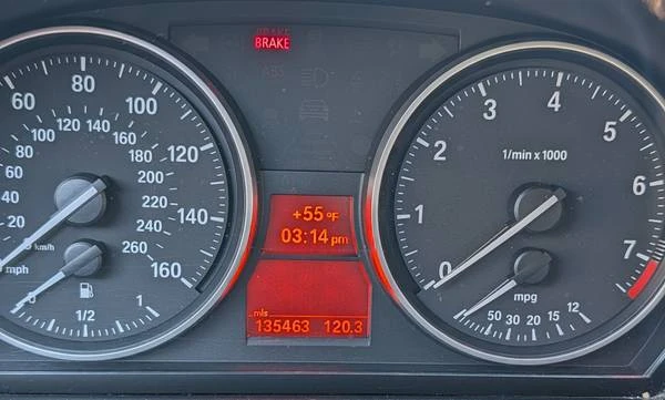 2011 BMW E90 3 Series Sedan - Image 5 of 9