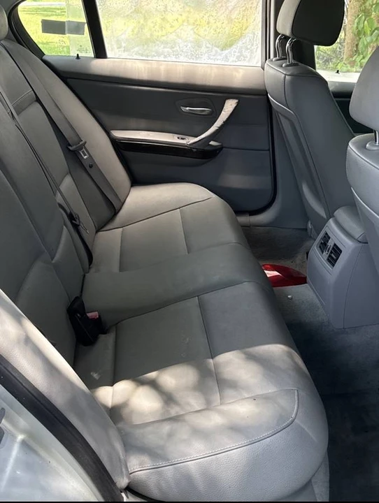 2011 BMW E90 3 Series Sedan - Image 11 of 12